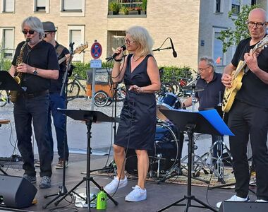 Oysters Midnight Band