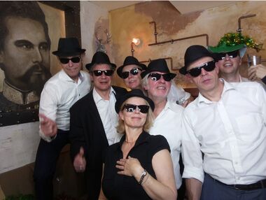 Oysters Midnight - Jam Session